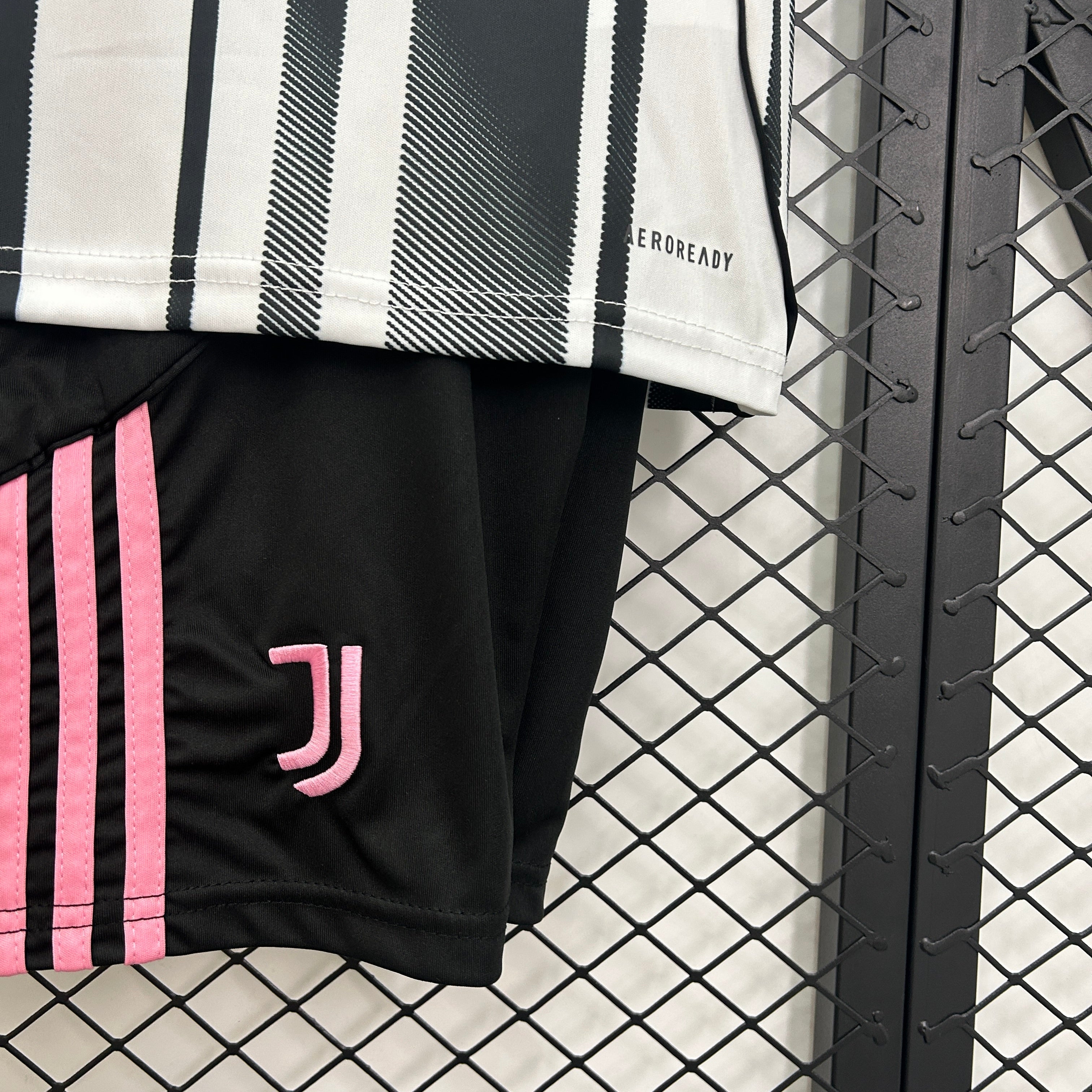 (NIÑO) CONJUNTO JUVENTUS DE TURÍN 2025/26