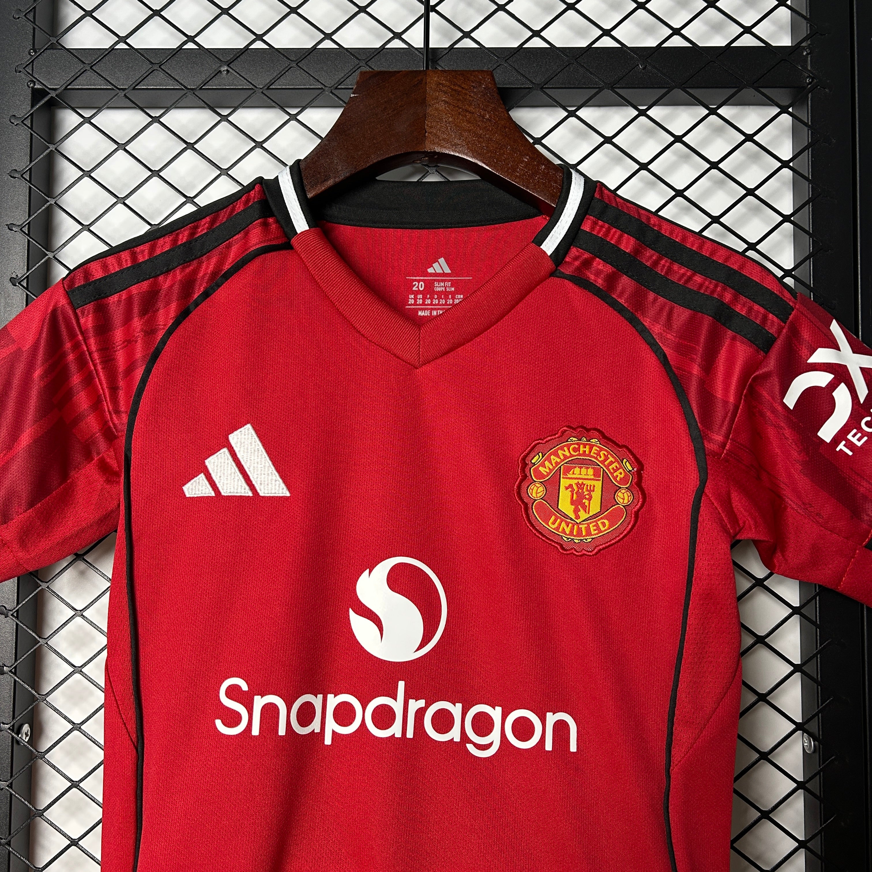 (NIÑO) CONJUNTO MANCHESTER UNITED 2025/26