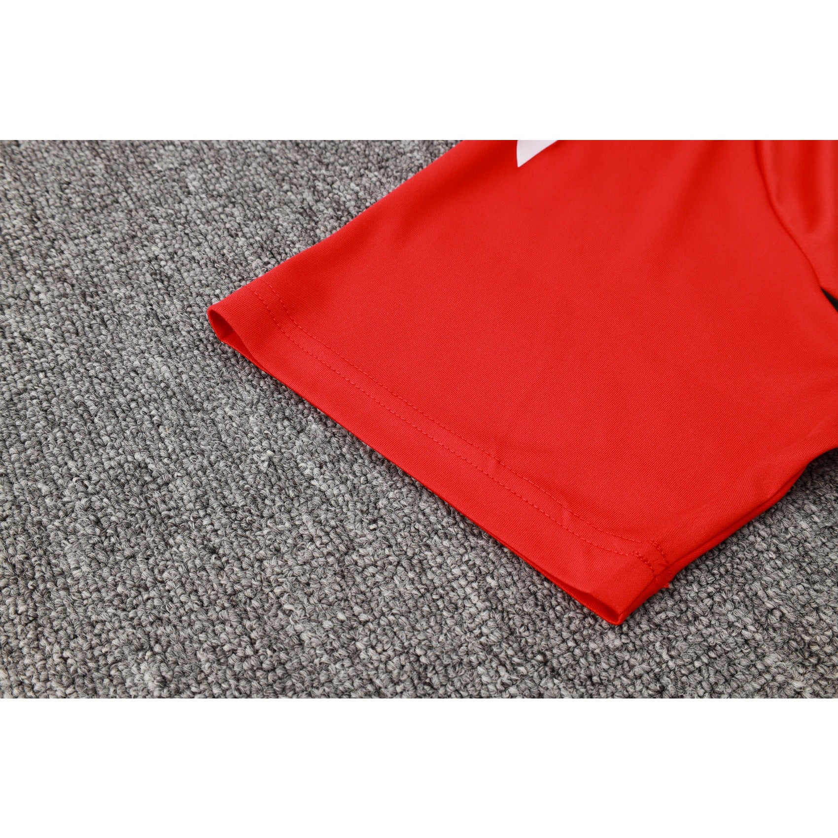 NEW MANCHESTER UNITED TRACKSUIT POLO 3º 24/25