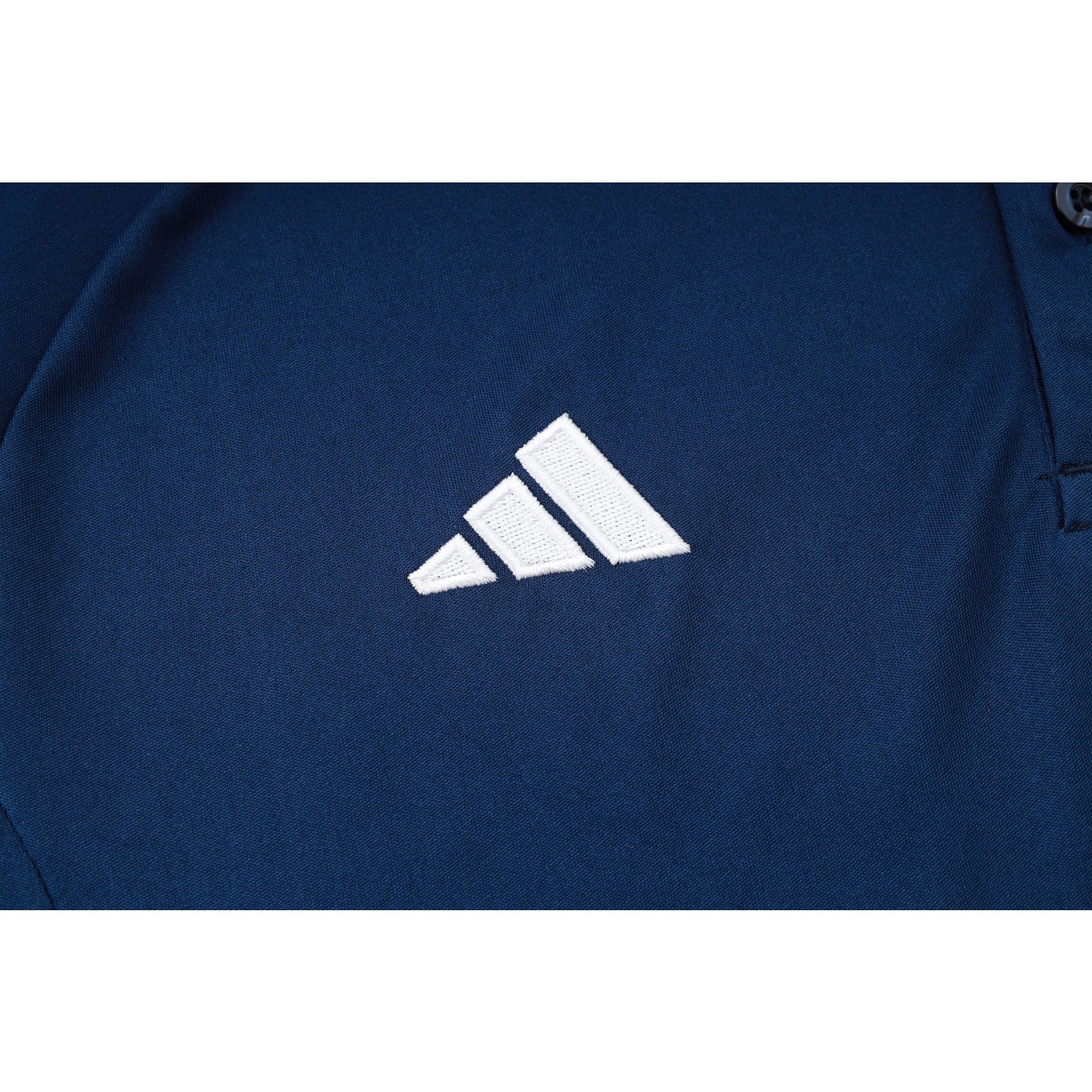 NEW MANCHESTER UNITED TRACKSUIT POLO 24/25