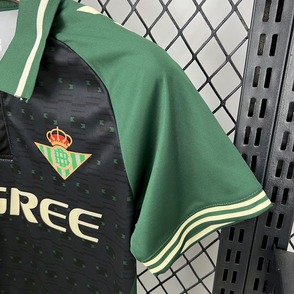 (NIÑO) CONJUNTO REAL BETIS BALOMPIÉ SPECIAL EDITION 2025/26
