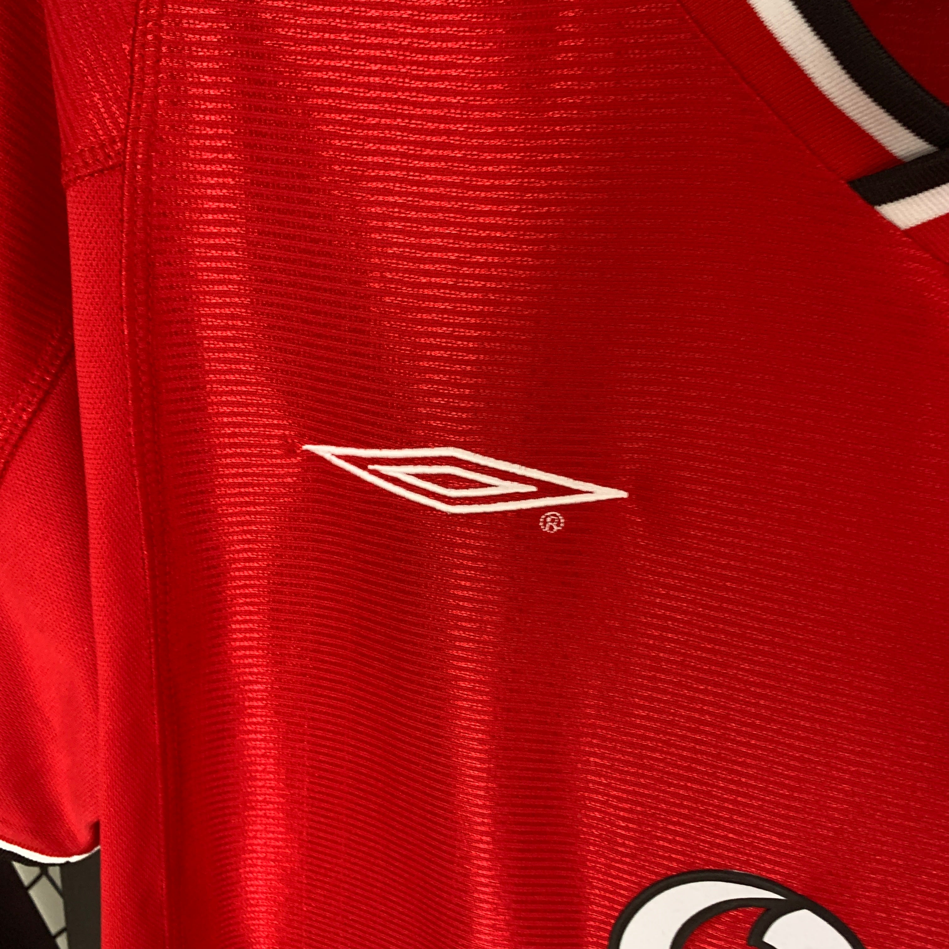 CAMISETA RETRO MANCHESTER UNITED 2000/2002