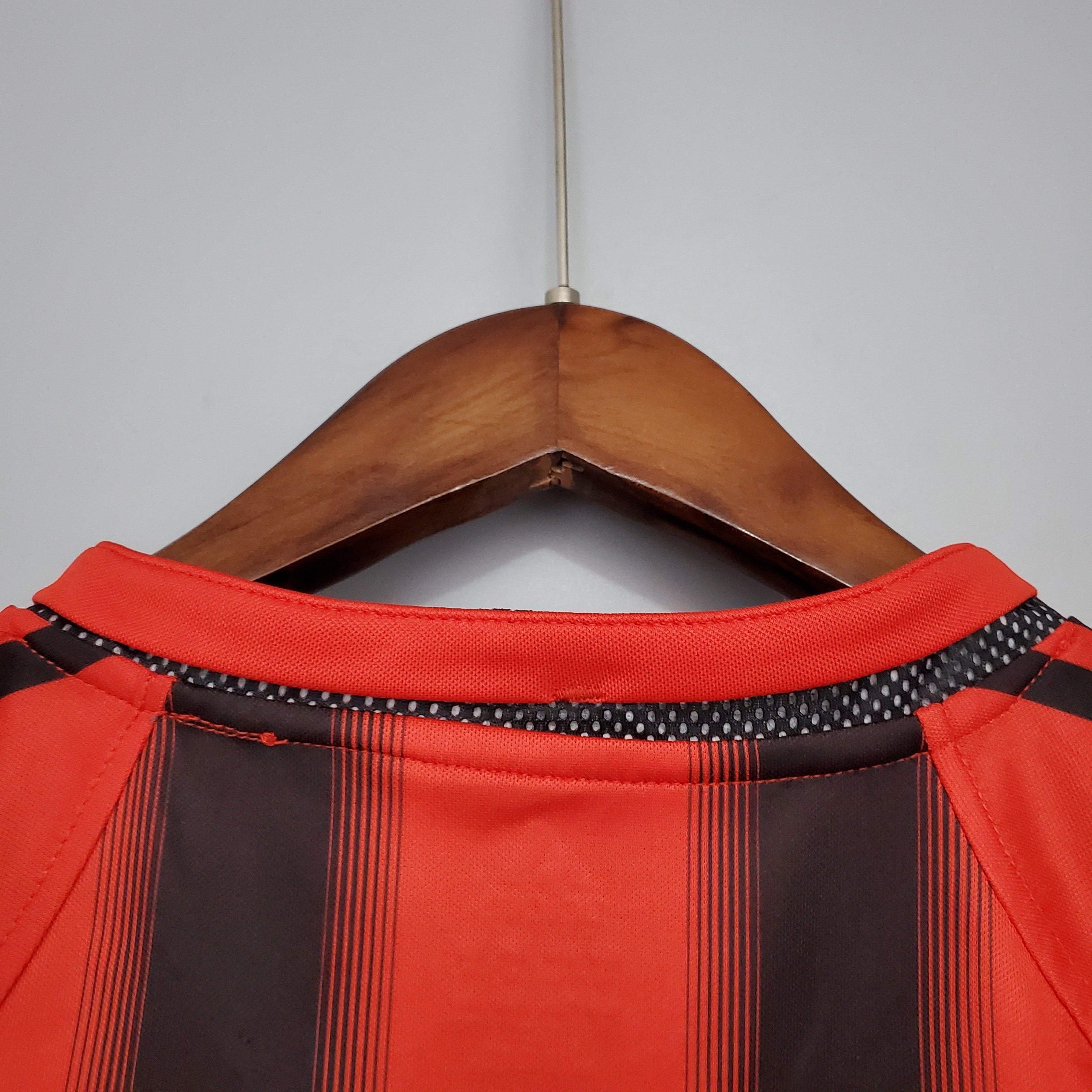 CAMISETA RETRO AC MILAN 04/05
