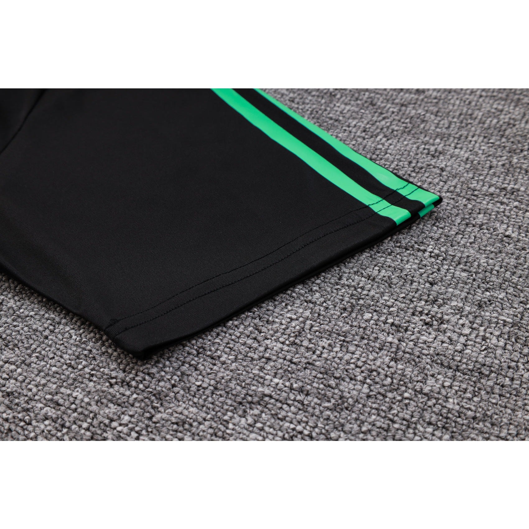 NEW BAYERN MUNICH 2º TRACKSUIT POLO 23/24