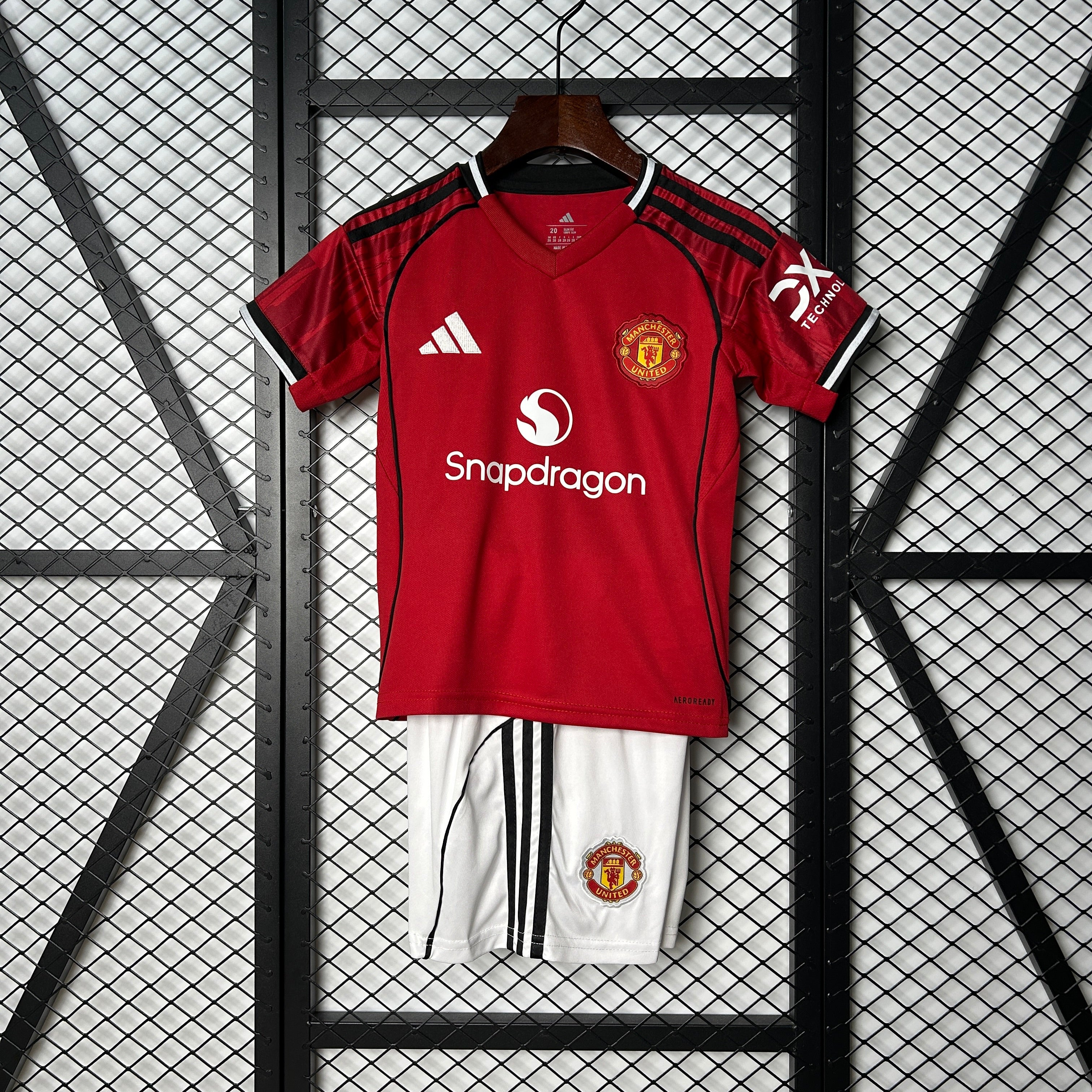 (NIÑO) CONJUNTO MANCHESTER UNITED 2025/26
