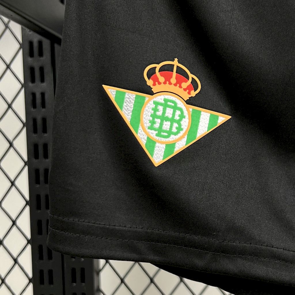 (NIÑO) CONJUNTO REAL BETIS BALOMPIÉ SPECIAL EDITION 2025/26