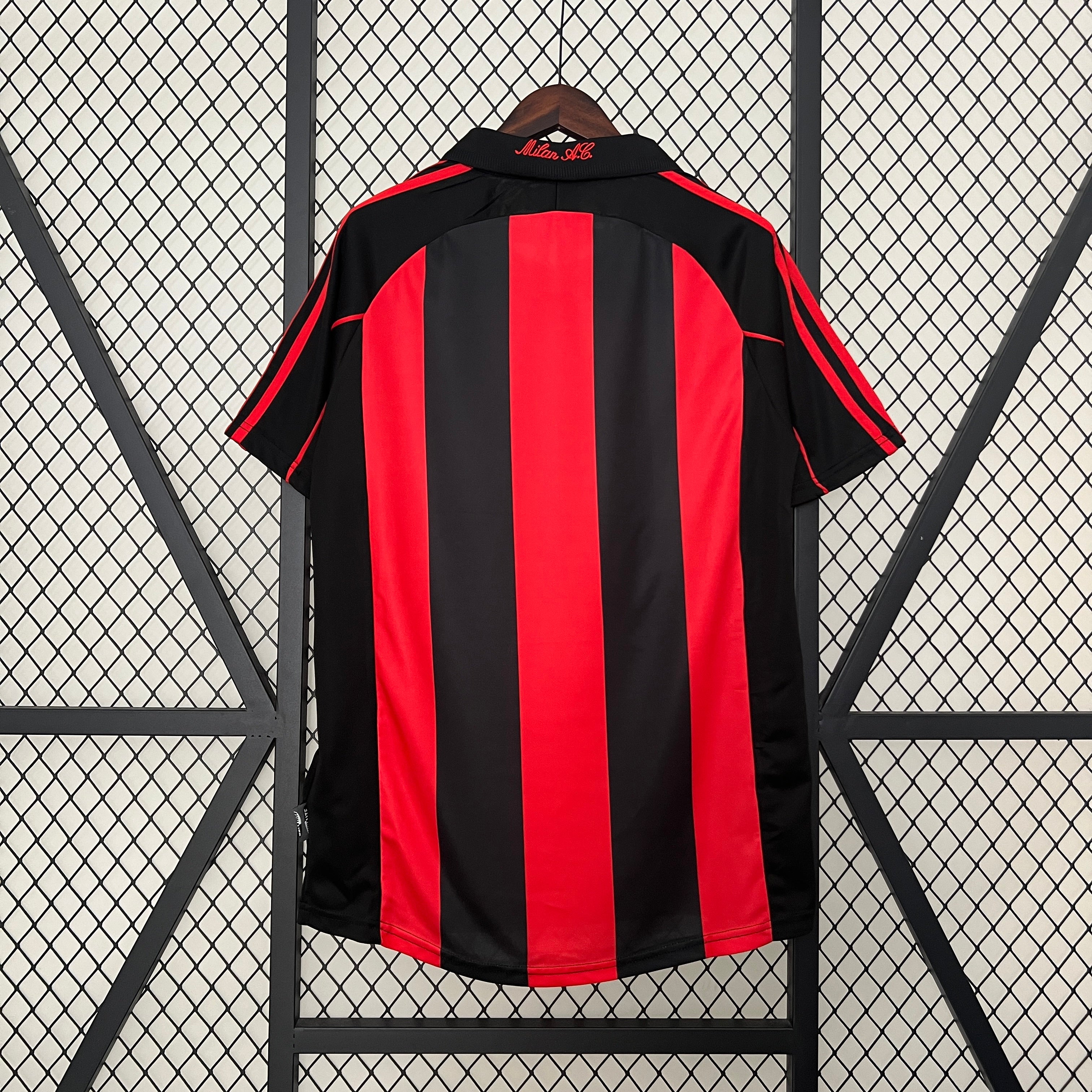 CAMISETA RETRO AC MILAN 2001/2002