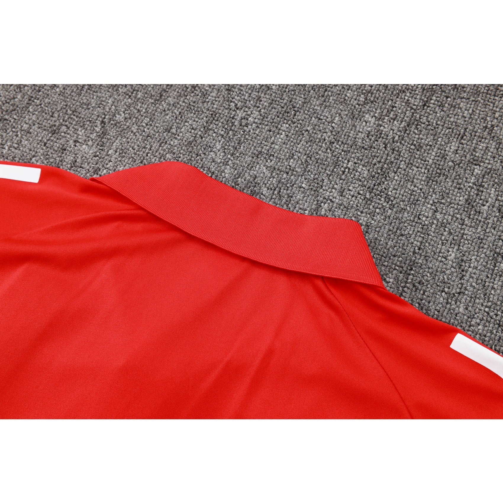 NEW MANCHESTER UNITED TRACKSUIT POLO 3º 24/25