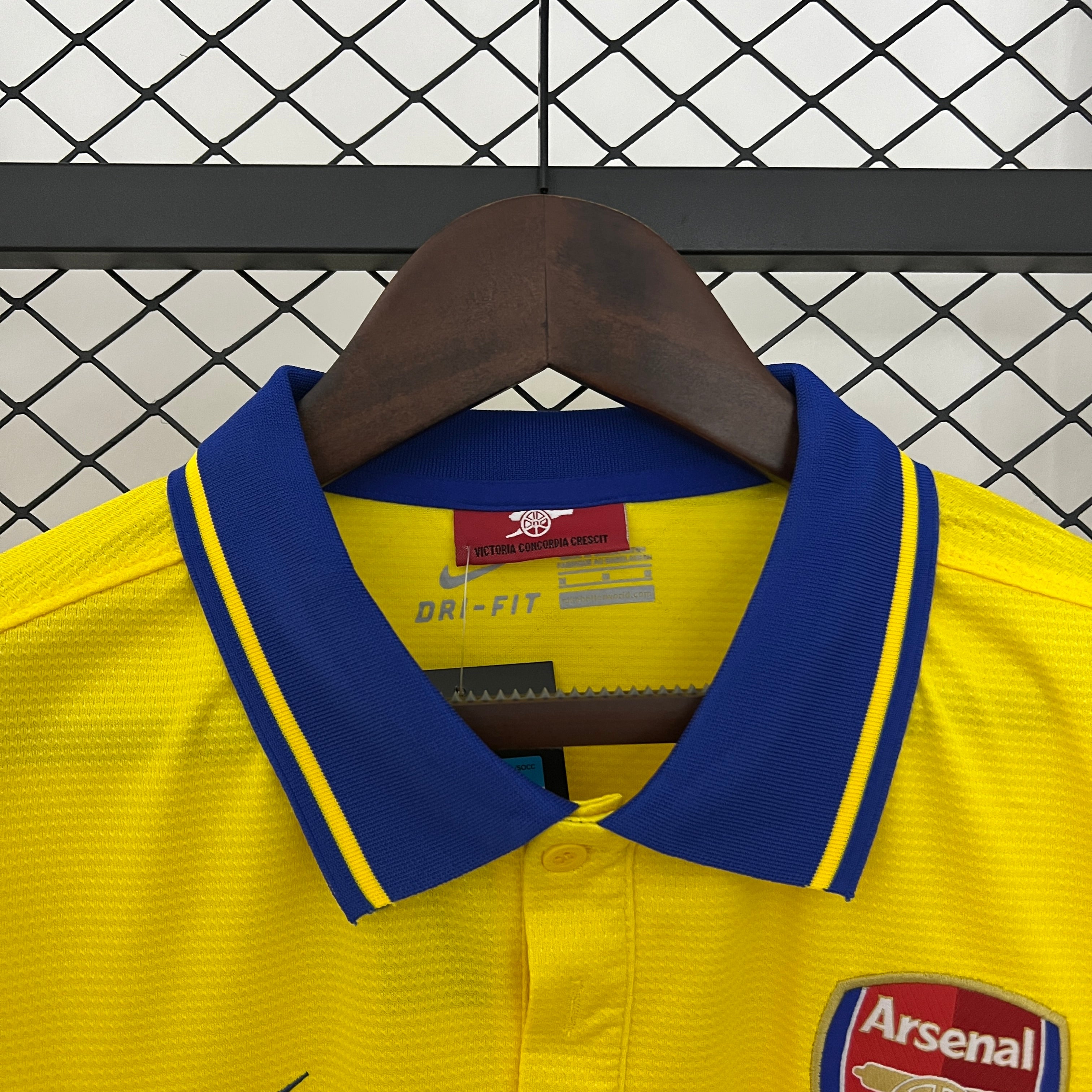 CAMISETA RETRO ARSENAL 2013/14
