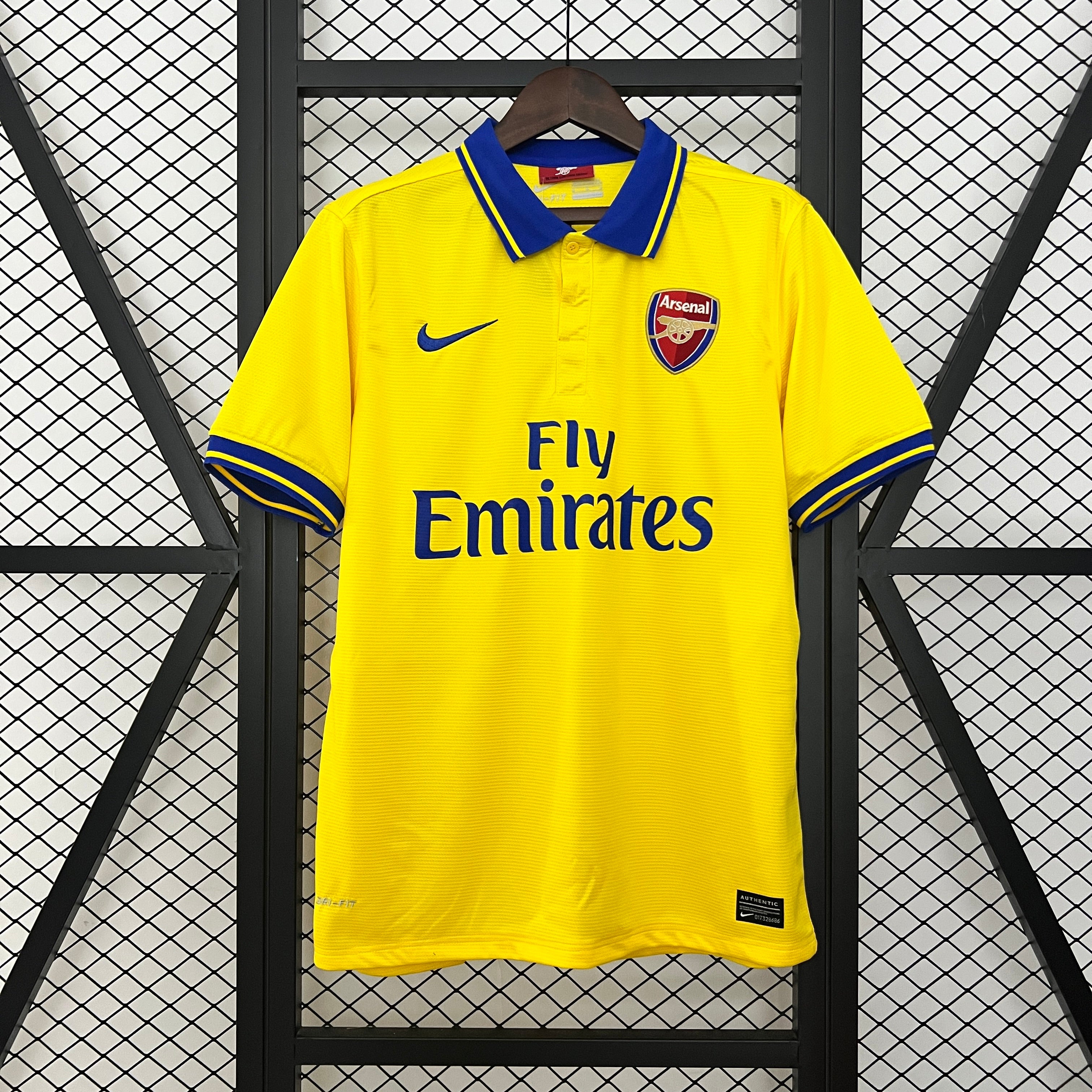 CAMISETA RETRO ARSENAL 2013/14