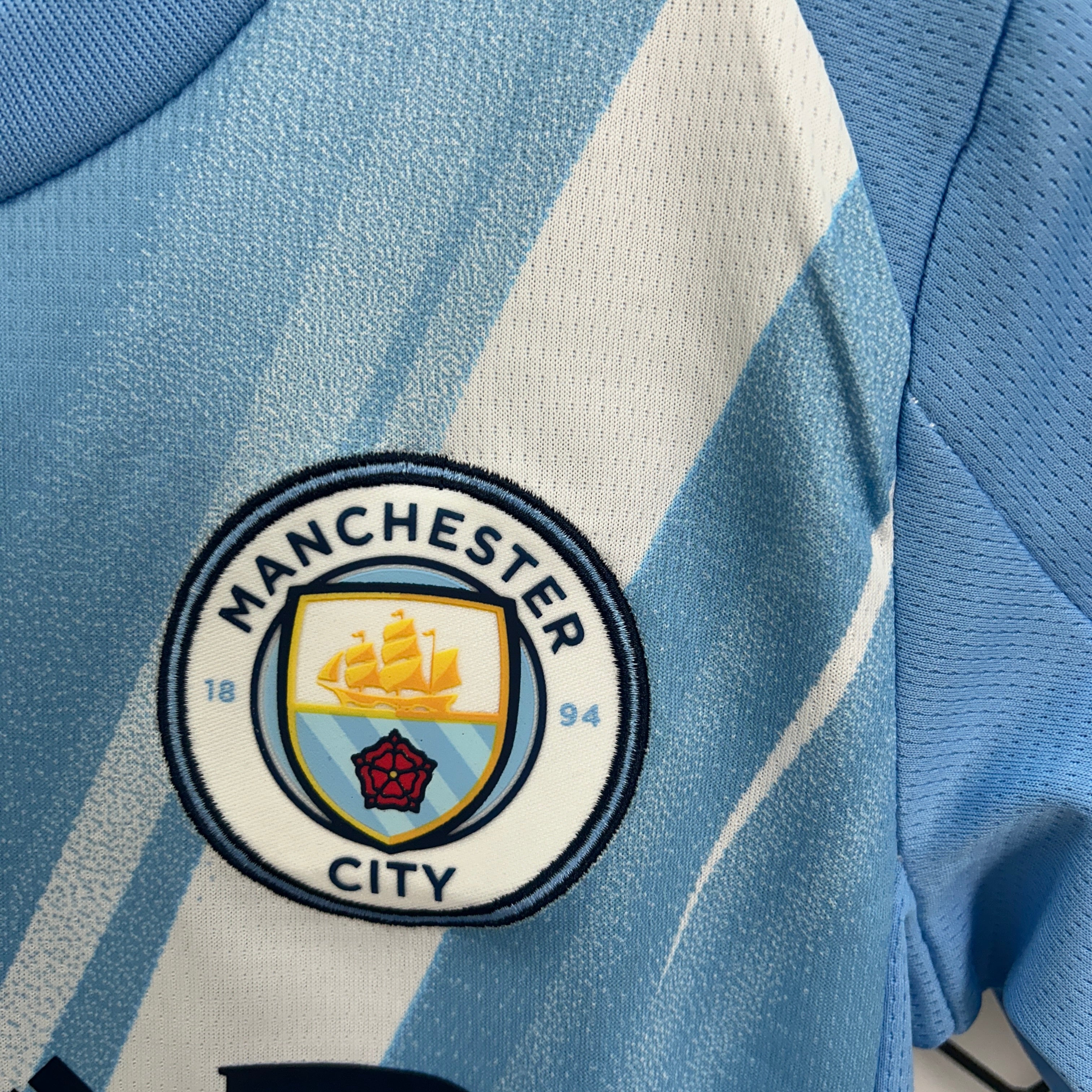 (NIÑO) CONJUNTO MANCHESTER CITY 2025/26