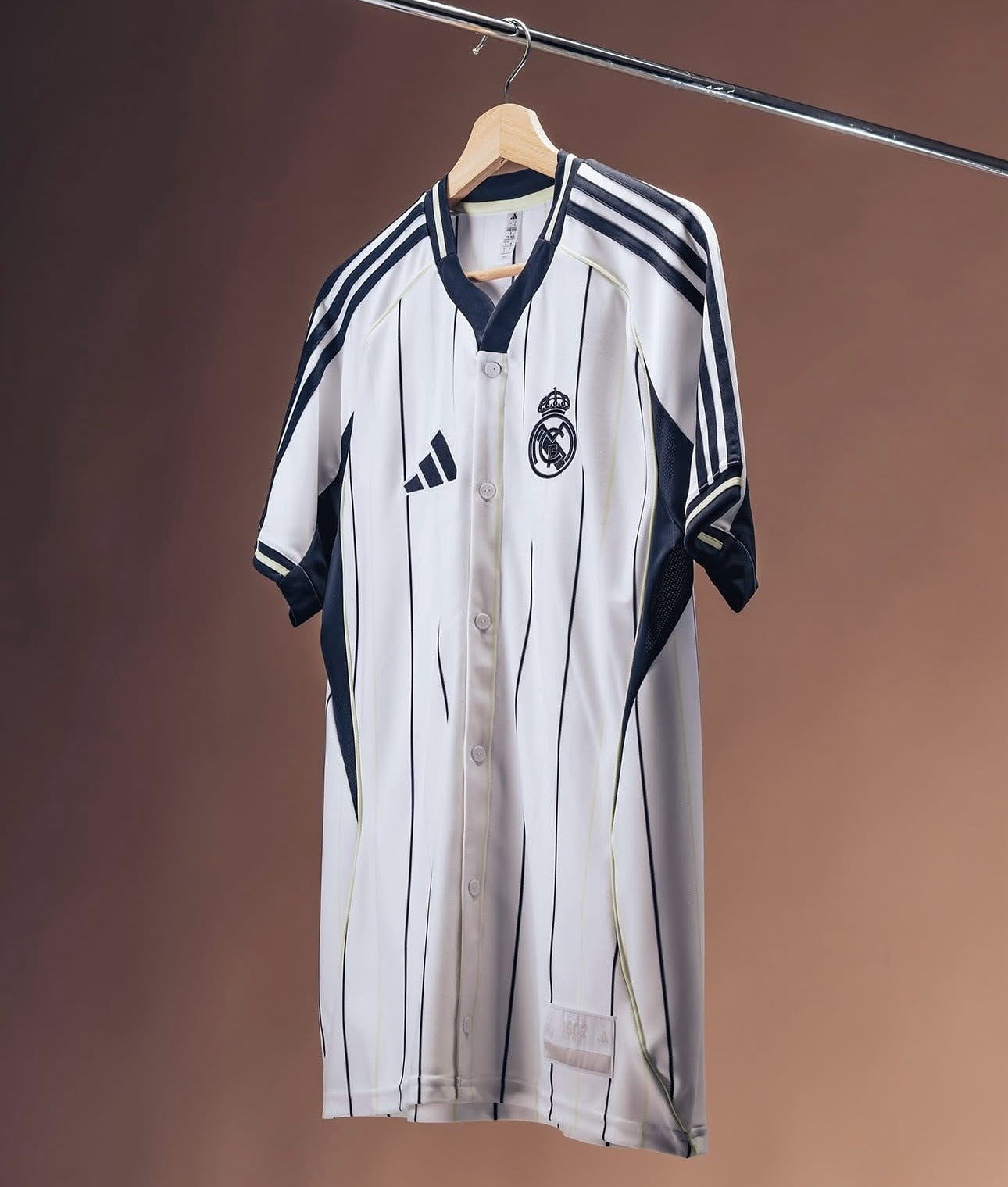 NEW CAMISETA REAL MADRID ED US 2025/26