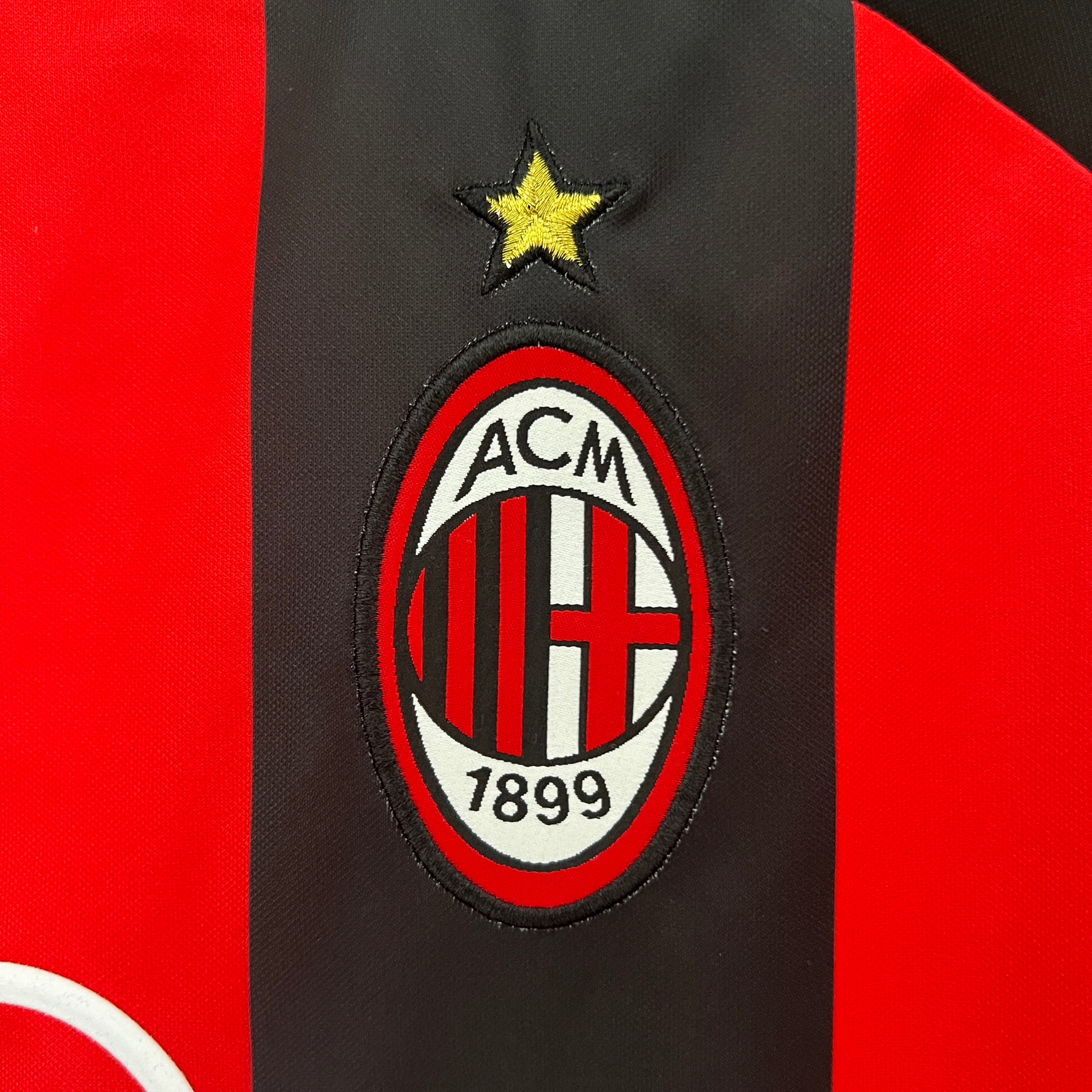 CAMISETA RETRO AC MILAN 2001/2002