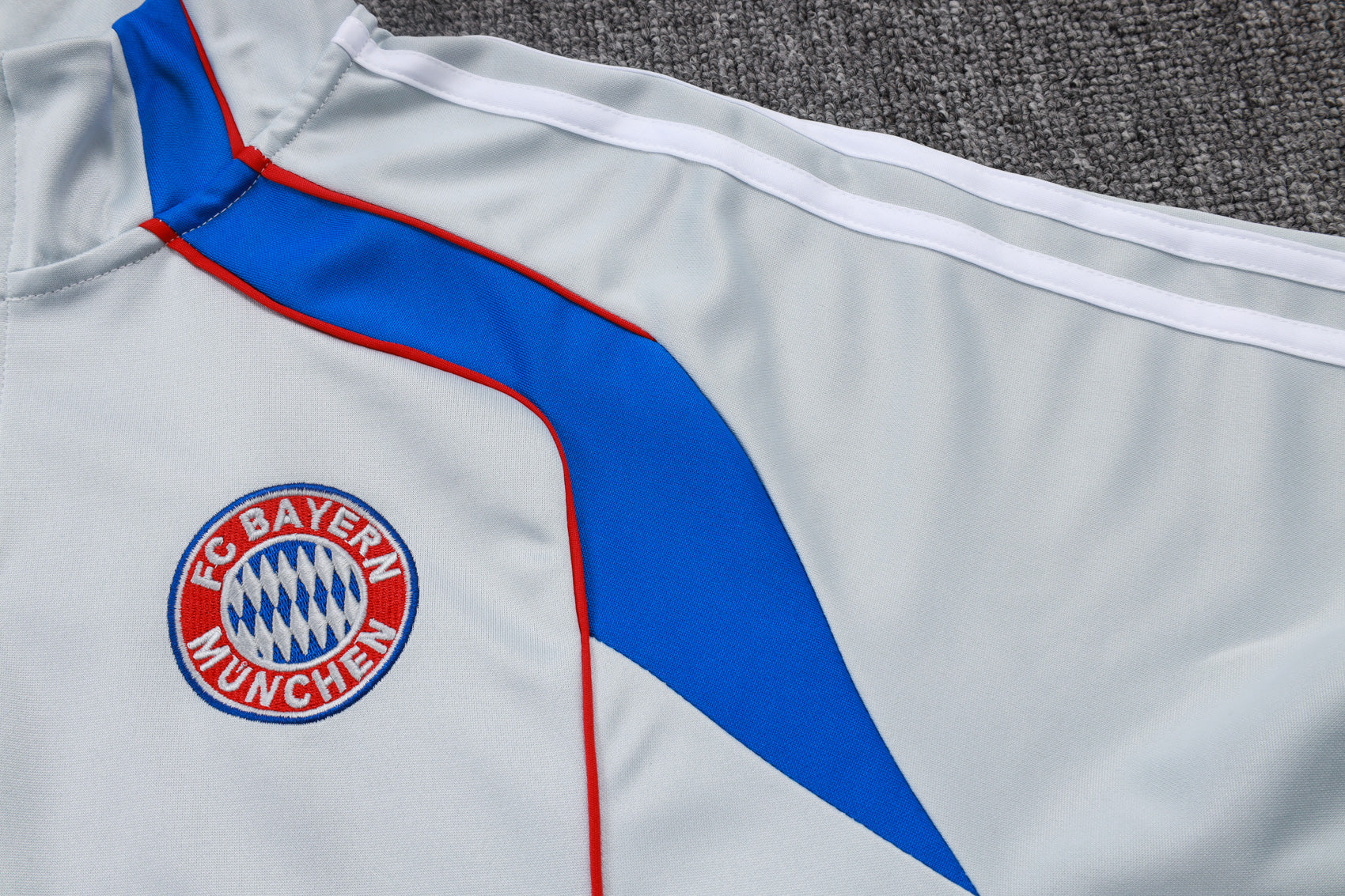 NEW FC BAYERN DE MUNICH TrackSuit Complete 25/26