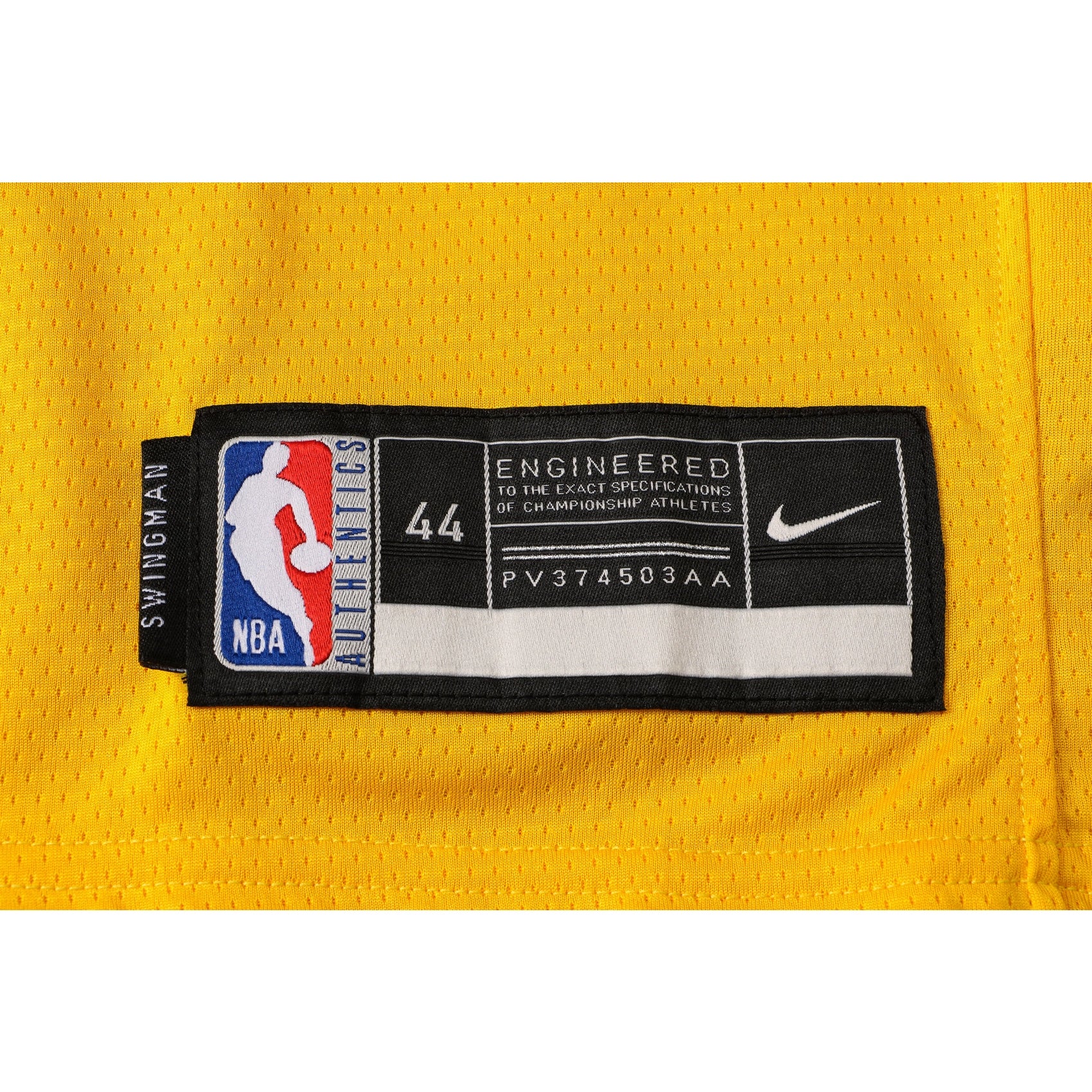CAMISETA JAMES LAKERS