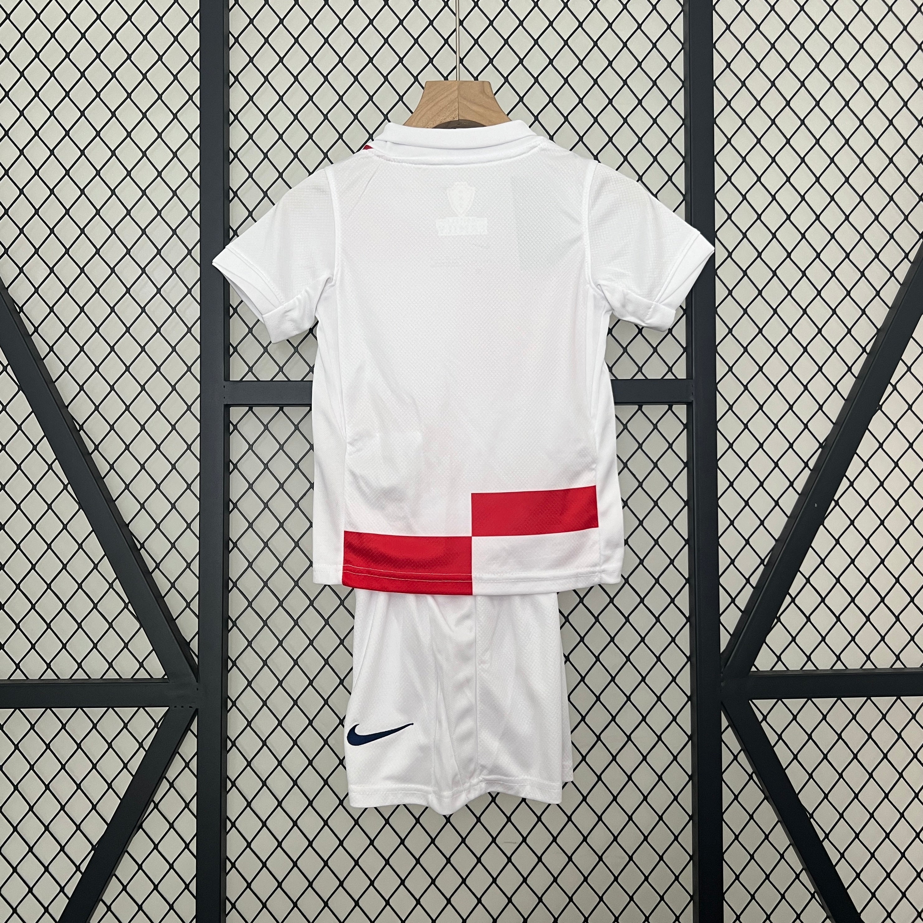 (NIÑO) CONJUNTO CROACIA EURO 2024
