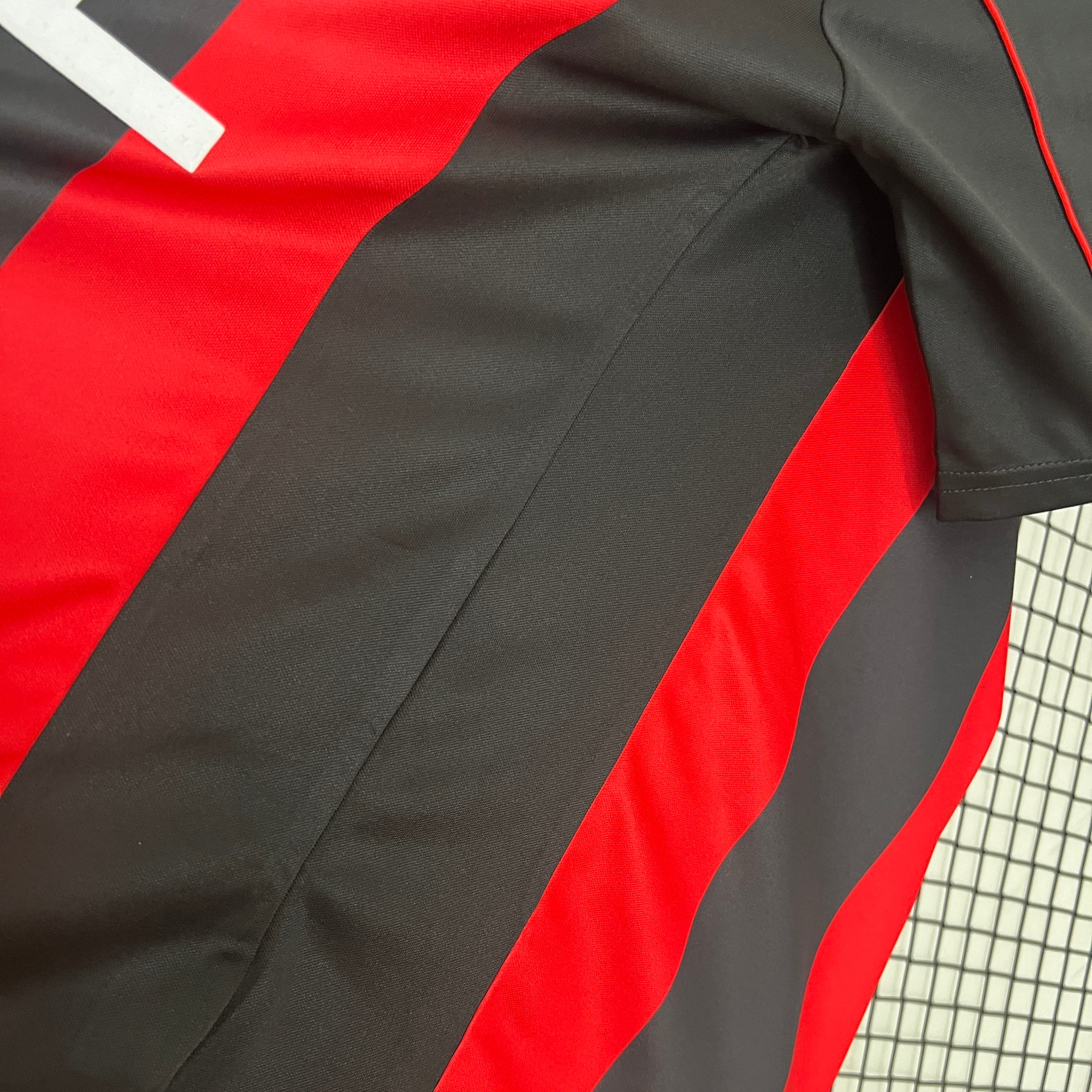 CAMISETA RETRO AC MILAN 2001/2002
